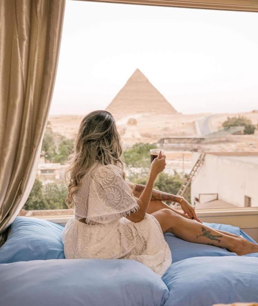 Kafret el-Gabal Royal Crown Hotel Giza Pyramids View מראה חיצוני תמונה