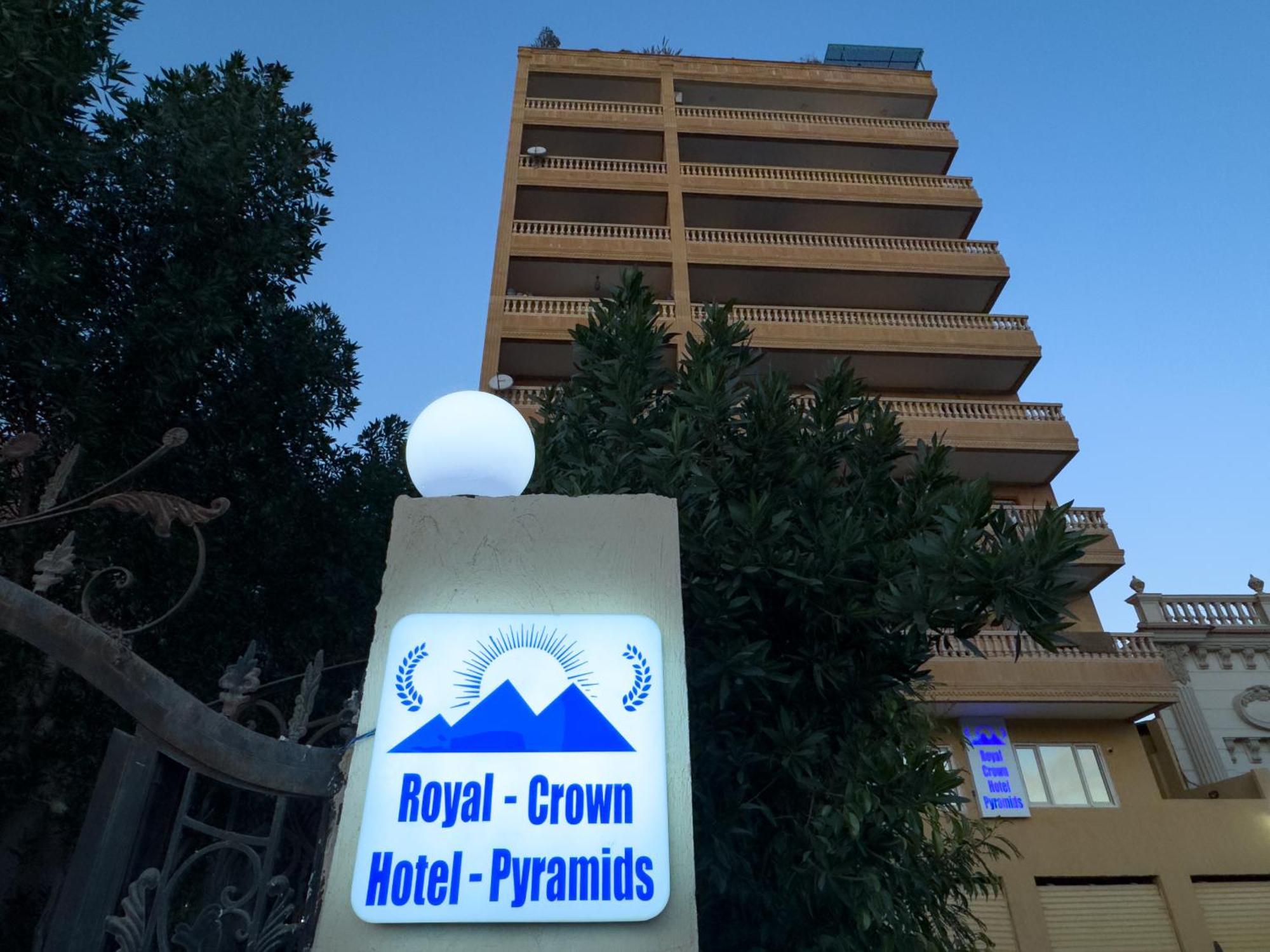 Kafret el-Gabal Royal Crown Hotel Giza Pyramids View מראה חיצוני תמונה